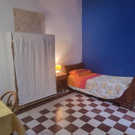 B&B Di Luisa Ledda Ales Екстериор снимка